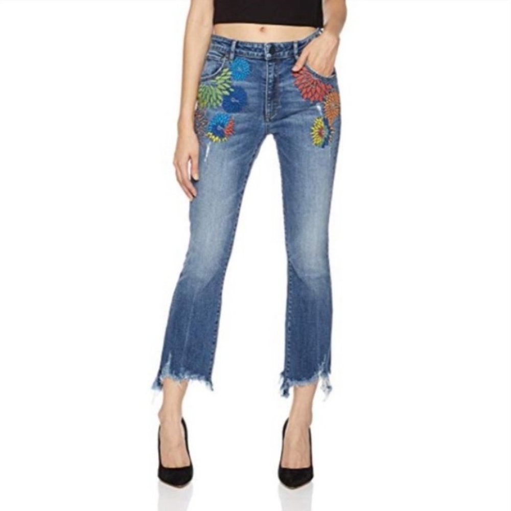 NWT HALE LUNA EMBROIDERED 70S STYLE RETRO FRAYED HEM JEANS SIZE 28